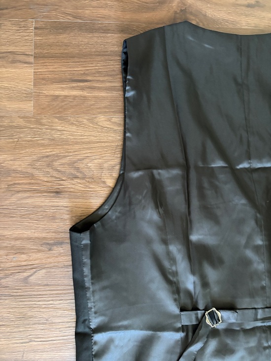 HISDERN Black Men's Formal Vest - Classic Tailored Waistcoat - Picture 4 of 4